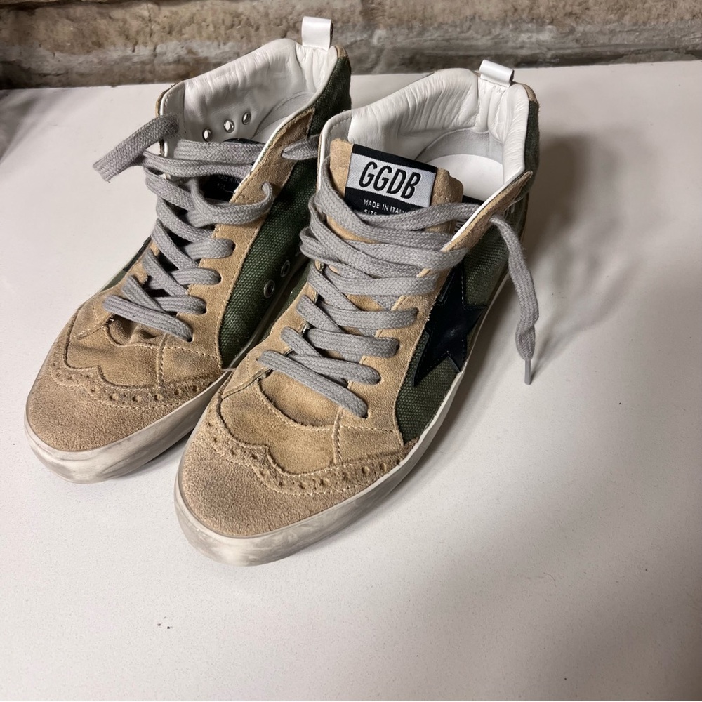 Golden Goose Mid Star Sneakers in White and Green - Picture 4 of 10